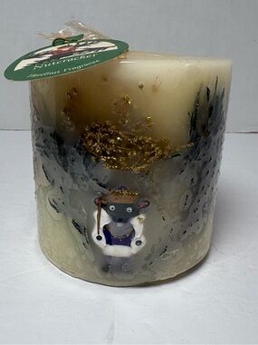 Hot Wax Candle Co Nutcracker Holiday Botanical Pillar Candle NWT